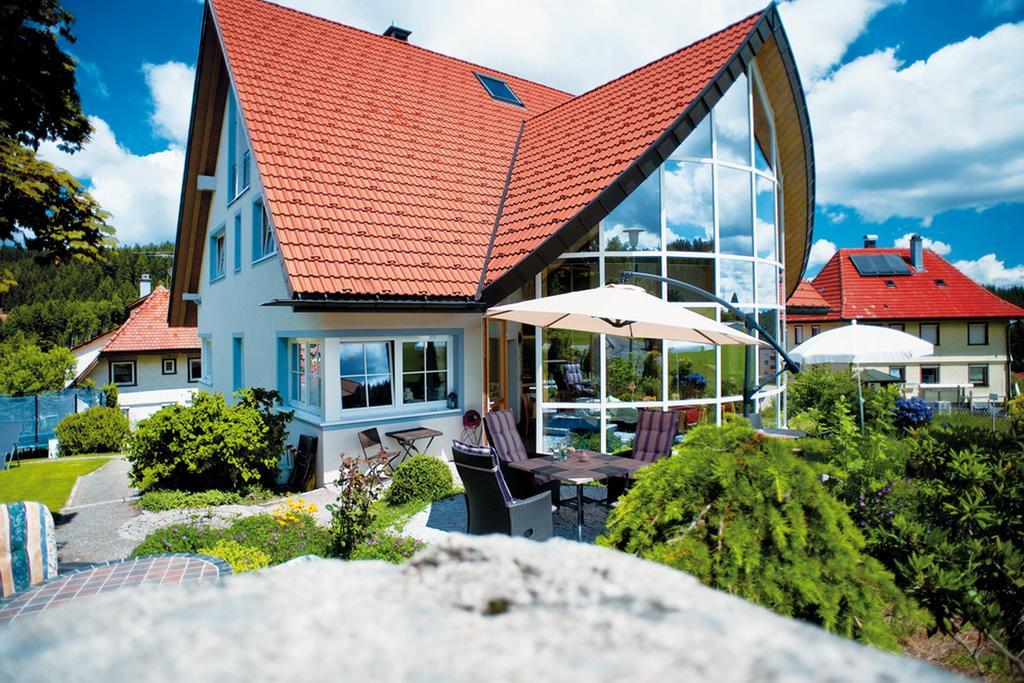 Berghotel Schiller Schonach im Schwarzwald Екстер'єр фото