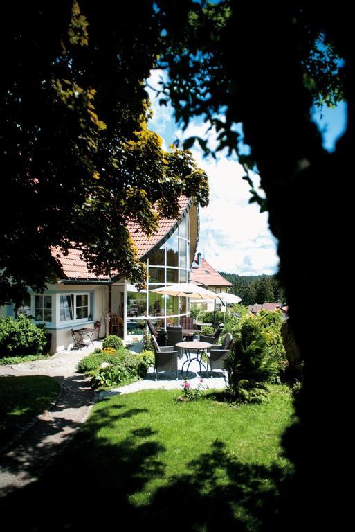 Berghotel Schiller Schonach im Schwarzwald Екстер'єр фото