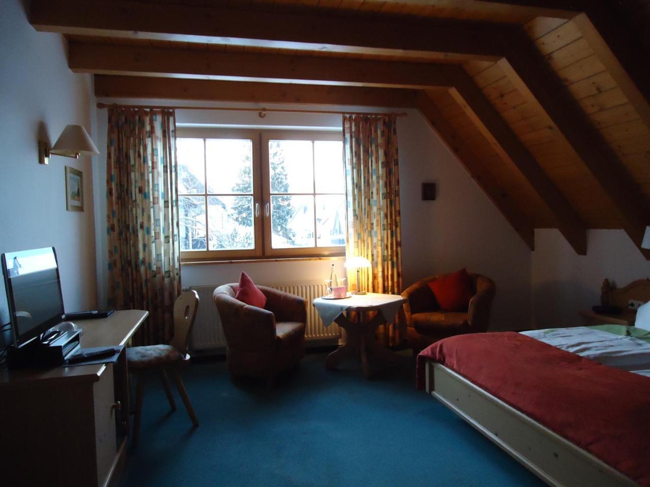 Berghotel Schiller Schonach im Schwarzwald Екстер'єр фото